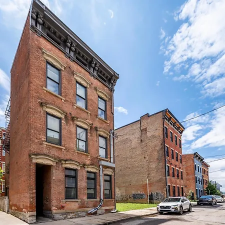 Prime Otr, 3 Lux Queen Beds, Two 55In Tvs, Steps To Tql, Findlay Market, Light Rail, Fast Wifi Cincinnati Exterior photo